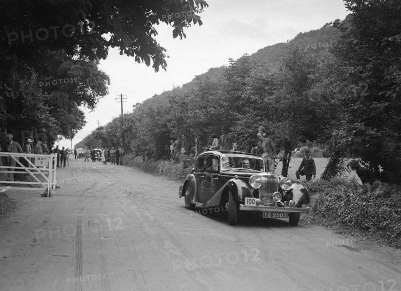 SS Stanley's Jaguar SS competing at the MCC Torquay Rally, July 1937. Artist: Bill Brunell.