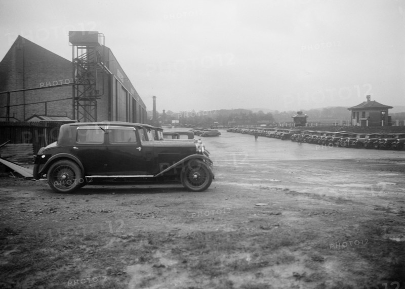 Cars at the Riley Motor Club Rally, Croydon Aerodrome, 25 April 1931. Artist: Bill Brunell.