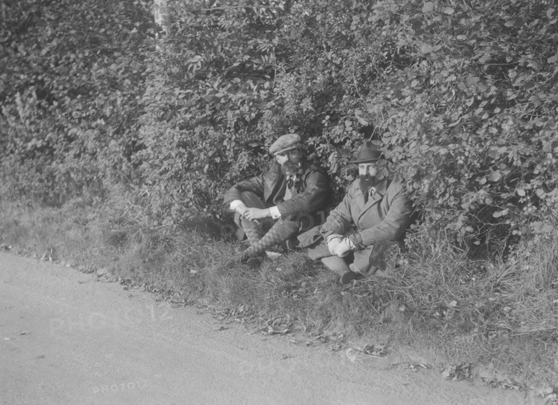 Two men taking a rest during the Bugatti Owners Club car treasure hunt, 25 October 1931. Artist: Bill Brunell.