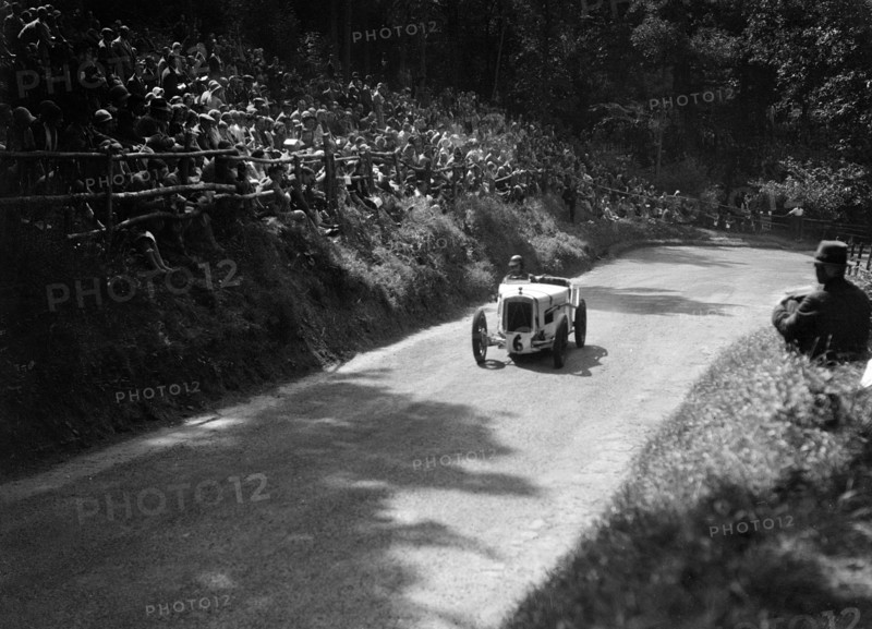 Austin Ulster competing in the MAC Shelsley Walsh Speed Hill Climb, Worcestershire. Artist: Bill Brunell.