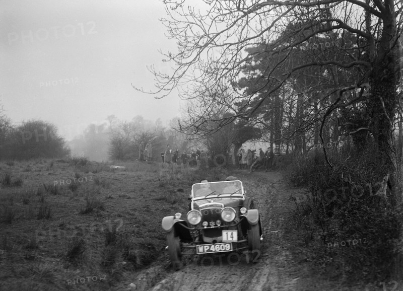 Frazer-Nash TT replica of NV Terry, Sunbac Colmore Trial, near Winchcombe, Gloucestershire, 1934. Artist: Bill Brunell.