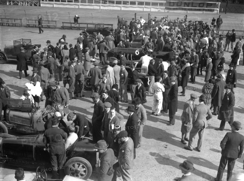 BARC meeting, Brooklands, 1930. Artist: Bill Brunell.