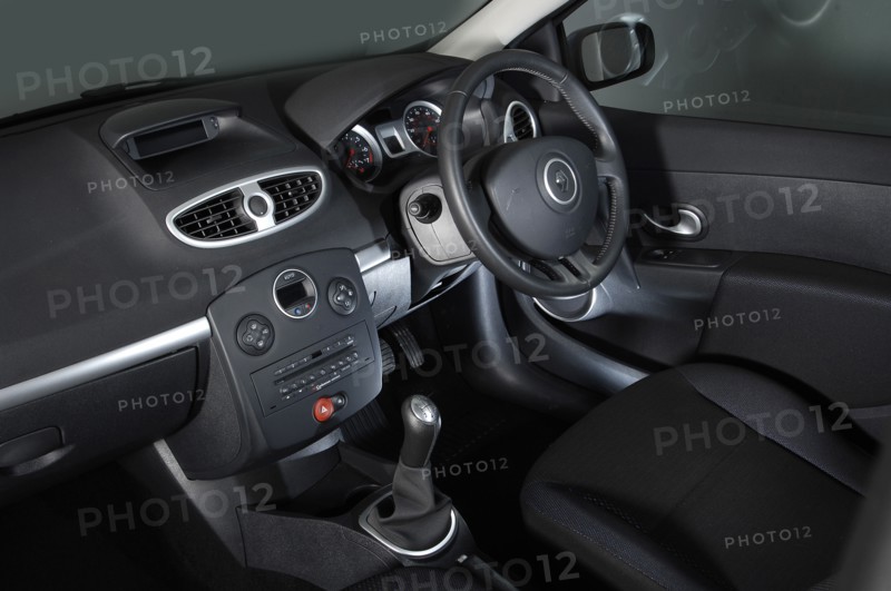 2007 Renault Clio. Artist: Unknown.