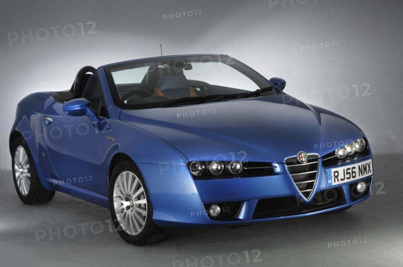 2006 Alfa Romeo Spider. Artist: Unknown.
