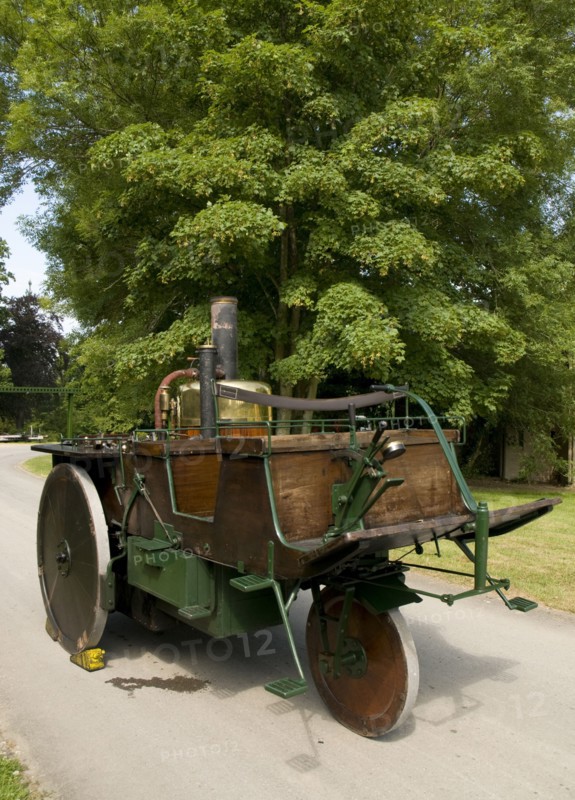 1875 Grenville Steam Carriage Artist: Unknown.
