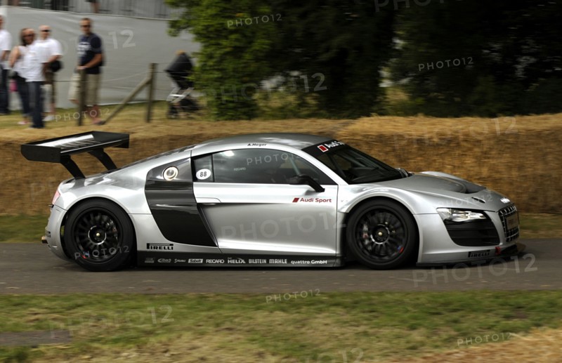 2009 Audi R8 LMS at 2009 Goodwood Festival of speed Artist: Unknown.