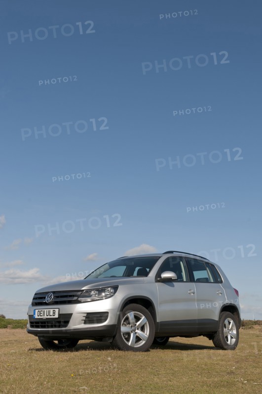 2011 Volkswagen Tiguan S 2.0 Tdi Artist: Unknown.