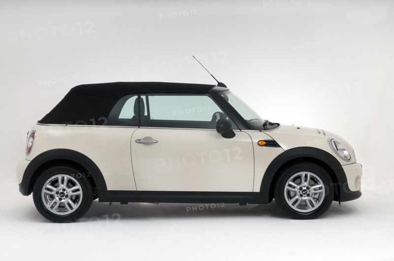 2011 Mini One Convertible Artist: Unknown.