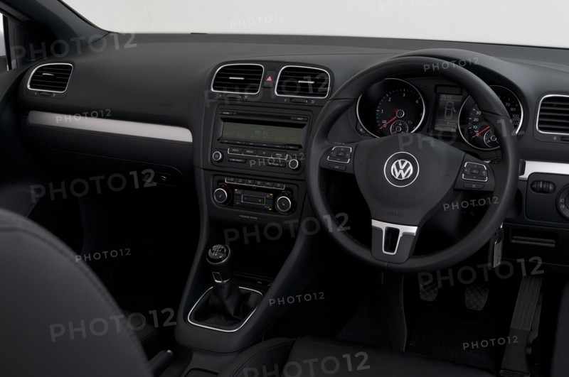 2011 VW Golf Tdi Cabriolet Artist: Unknown.