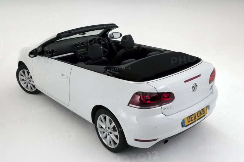 2011 VW Golf Tdi Cabriolet Artist: Unknown.