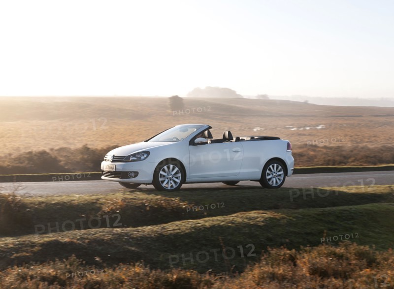 2011 VW Golf Tdi Cabriolet Artist: Unknown.