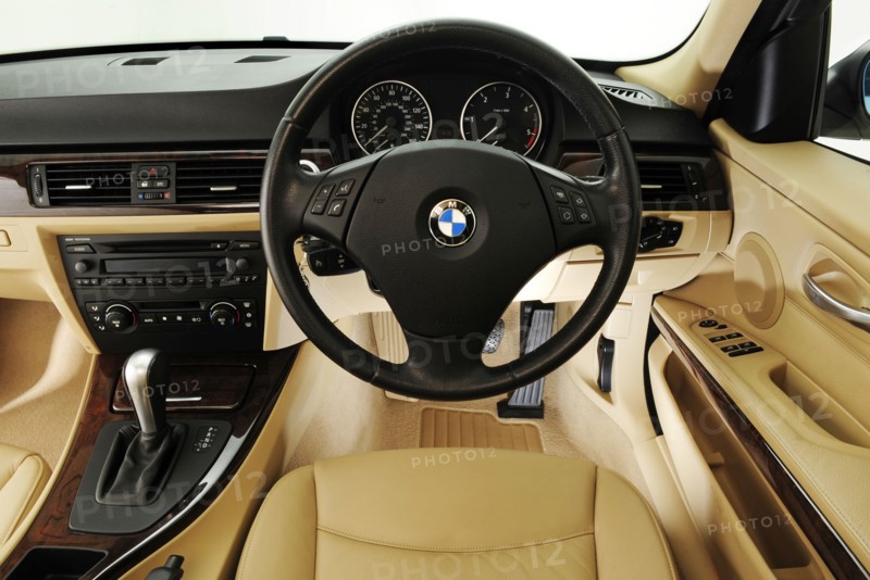 2005 BMW 320d Touring Artist: Unknown.