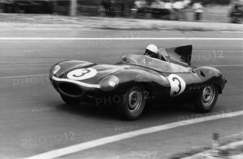 1957 Jaguar D type Ecurie Ecosse, Le Mans winning car driven by Flockhart-Bueb. Artist: Unknown.