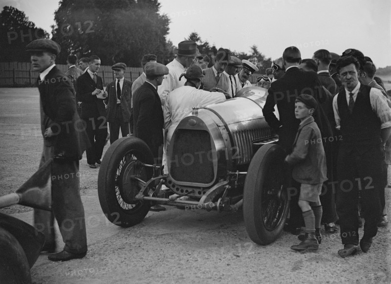 6 litre Delage at a Surbiton Motor Club race meeting, Brooklands, Surrey, 1928. Artist: Bill Brunell.