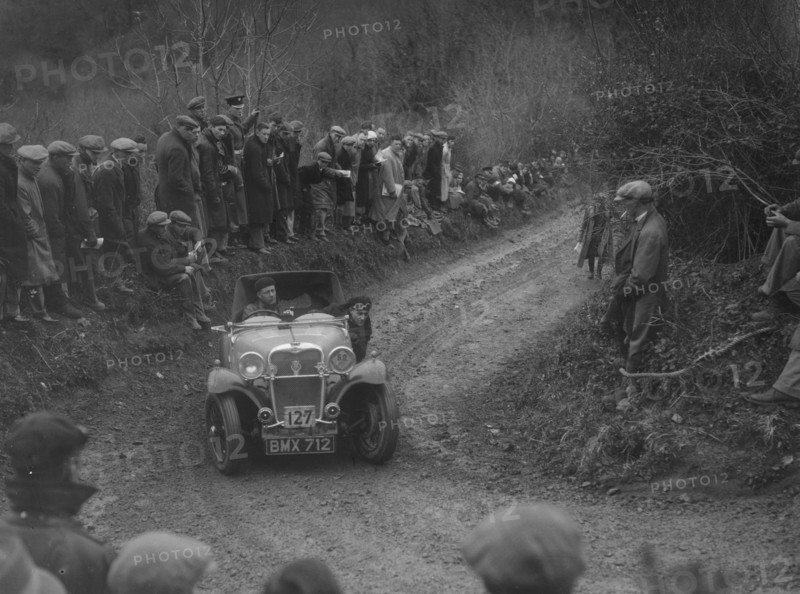 Singer of SGE Tett competing in the MCC Lands End Trial, 1935. Artist: Bill Brunell.