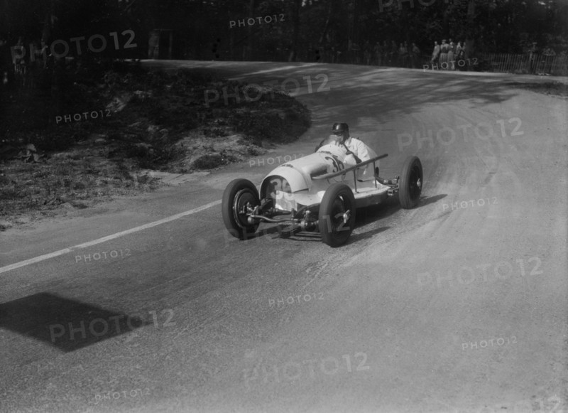 Frazer-Nash racing at Donington Park, Leicestershire, c1930s. Artist: Bill Brunell.