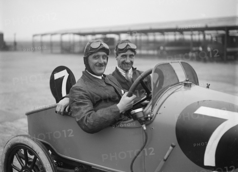 W Bickell in his Singer at the JCC 200 Mile Race, Brooklands, Surrey, 1921. Artist: Bill Brunell.