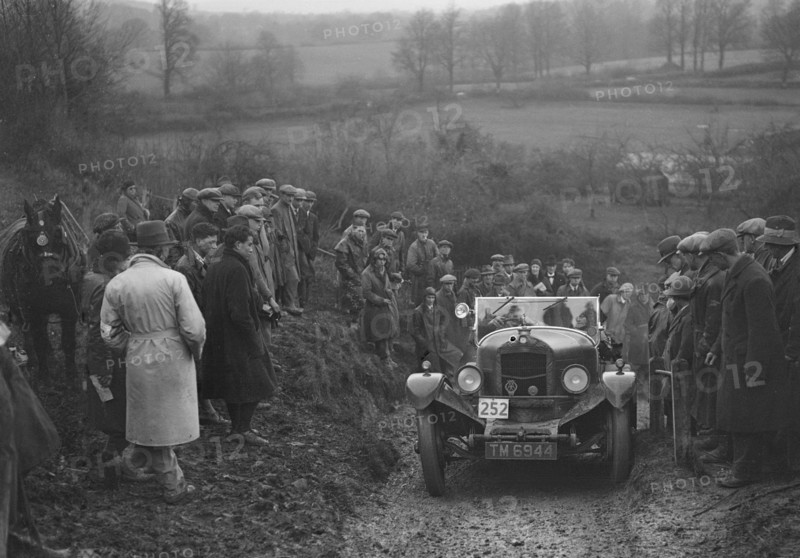 Crossley of HJ Stroud competing in the MCC Exeter Trial, Ibberton Hill, Dorset, 1930. Artist: Bill Brunell.