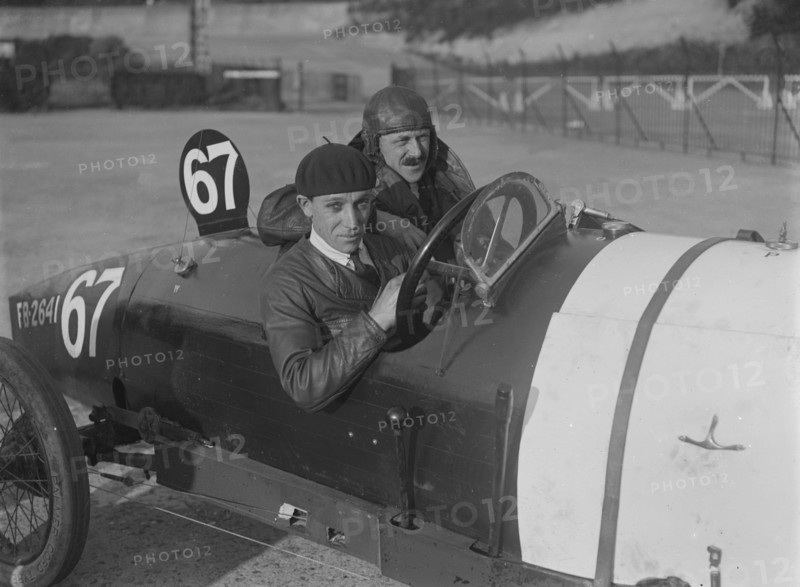 Horstman of Douglas Hawkes, JCC 200 Mile Race, Brooklands, 1921. Artist: Bill Brunell.