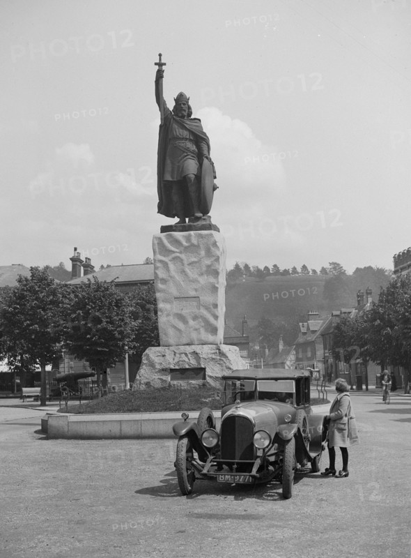 Bentley EXP3  in front of the statue of King Alfred, High Street, Winchester, Hampshire, c1920s. Artist: Bill Brunell.