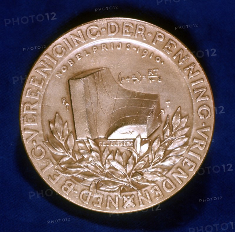Medal commemorating Dutch physicist Johannes Diderik van der Waals. Artist: Unknown