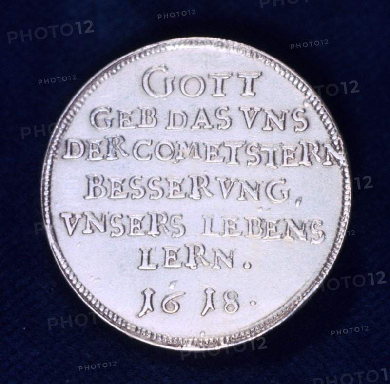 Reverse of a medal commemorating the brilliant comet of November 1618. Artist: Unknown