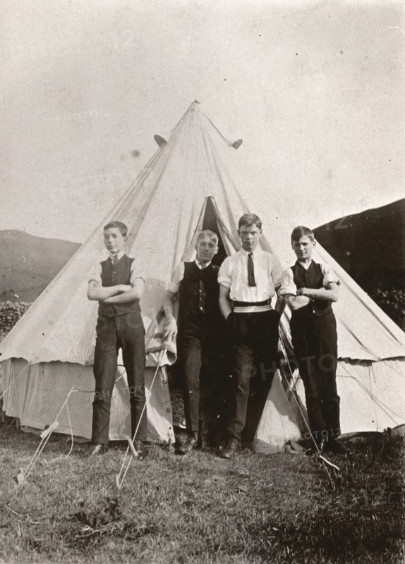Rowntrees boys camp, 1912. Artist: Unknown