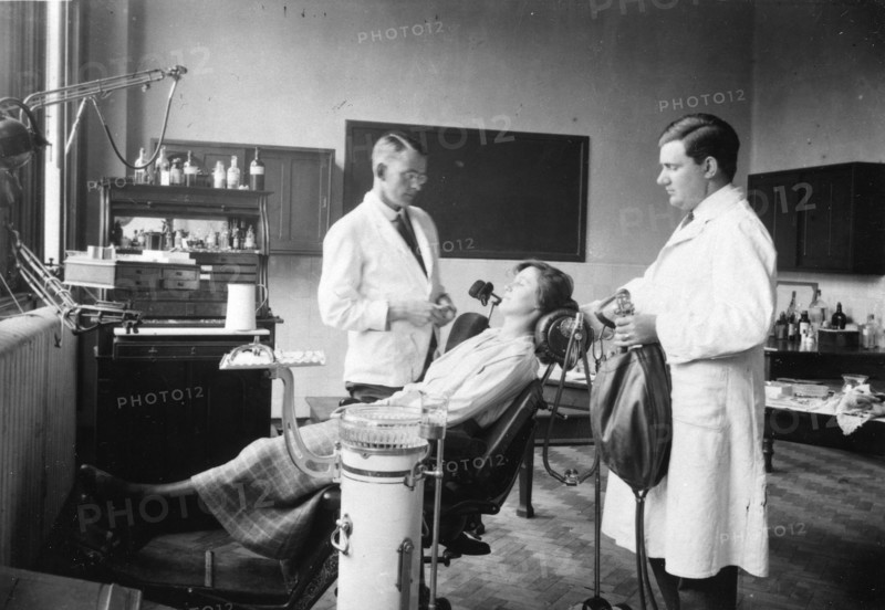 The Rowntree staff dentist at work, Rowntree Factory, York, Yorkshire,1920. Artist: Unknown