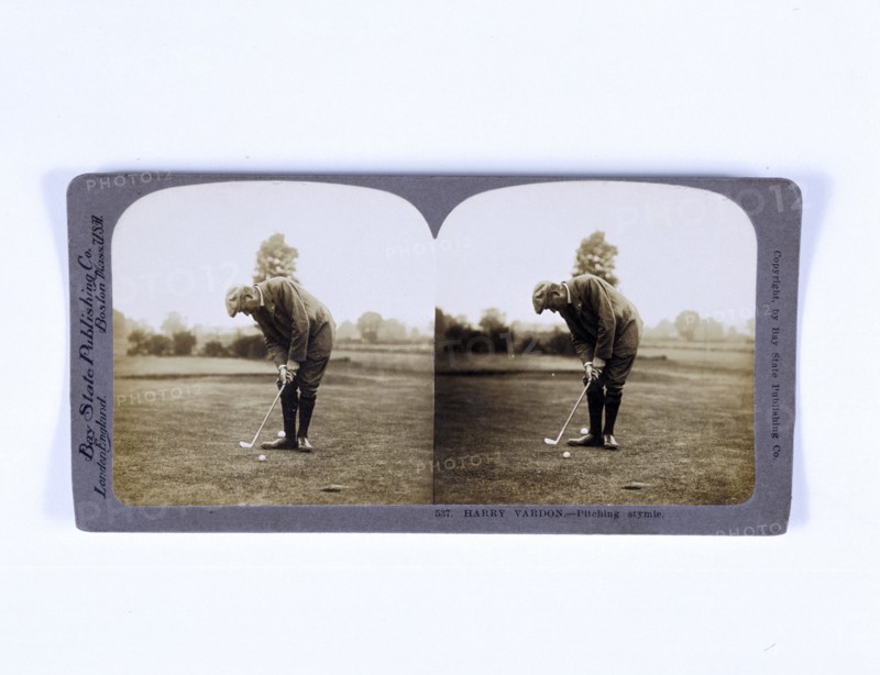 Stereoscopic card showing Harry Vardon pitching his ball over his opponent's, c1900. Artist: Unknown
