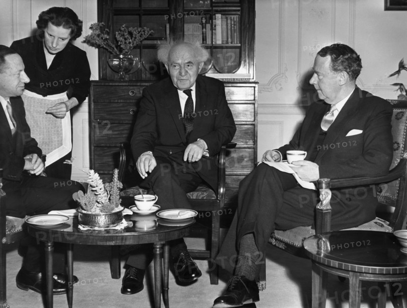 David Ben Gurion (1886-1973) with Hugh Gaitskill, 1960. Artist: Unknown