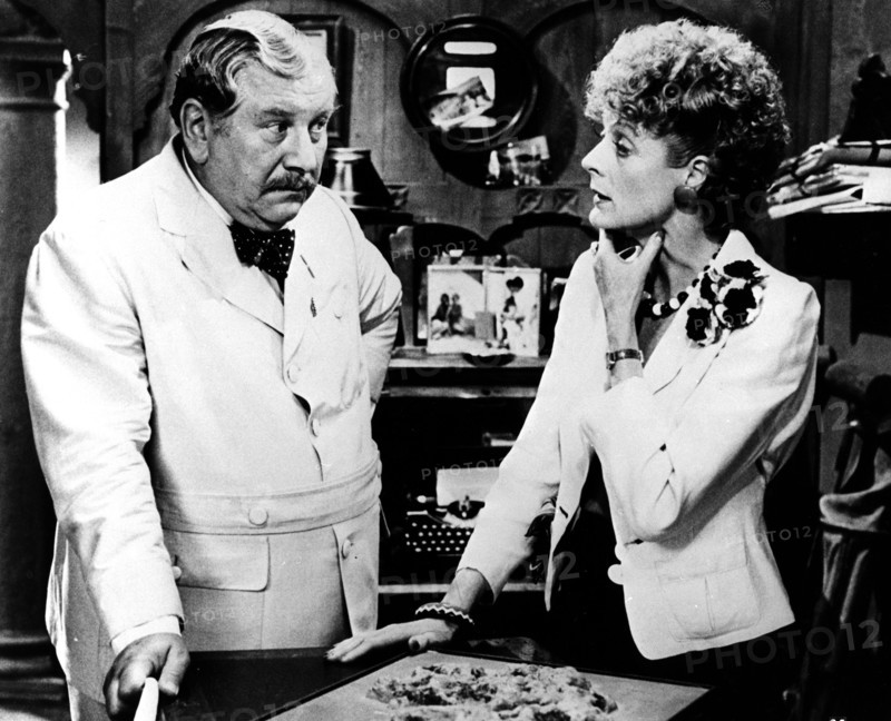 Peter Ustinov (1921- ), British actor, and Maggie Smith (1934- ), British actress, 1982. Artist: Unknown