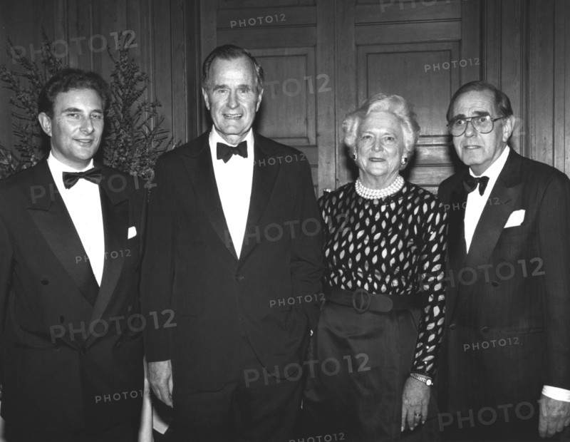 George Bush Senior at Jewish dinner, 1993. Artist: Sidney Harris