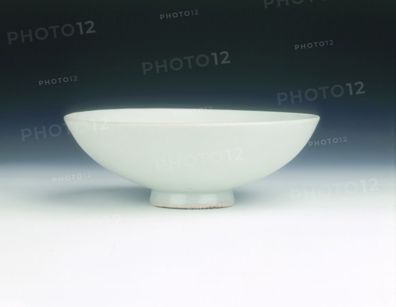 Shufu porcelain bowl, Yuan dynasty, China, first half of 14th century. Artist: Unknown