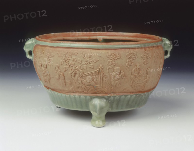 Celadon tripod censer, Yuan-early Ming dynasty, 14th century. Artist: Unknown