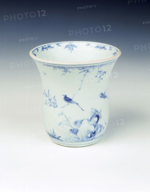 Blue and white tulip-shaped beaker, early Kangxi period, Qing dynasty, China, 1662-1677. Artist: Unknown