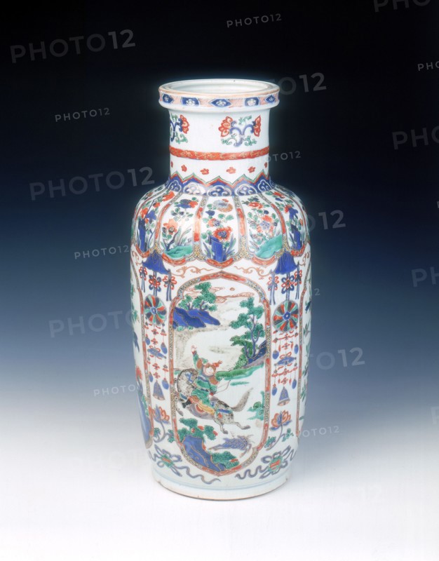 Chinese Imari rouleau vase, mid Kangxi period, Qing dynasty, China, 1683-1700. Artist: Unknown