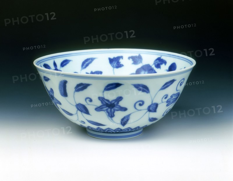 Blue and white palace bowl in Chenghua style, late Kangxi period, Qing dynasty, China, 1700-1722. Artist: Unknown