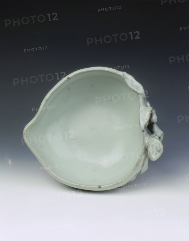 Peach shaped water dropper, Yongzheng period, Qing dynasty, China, 1723-1735. Artist: Unknown