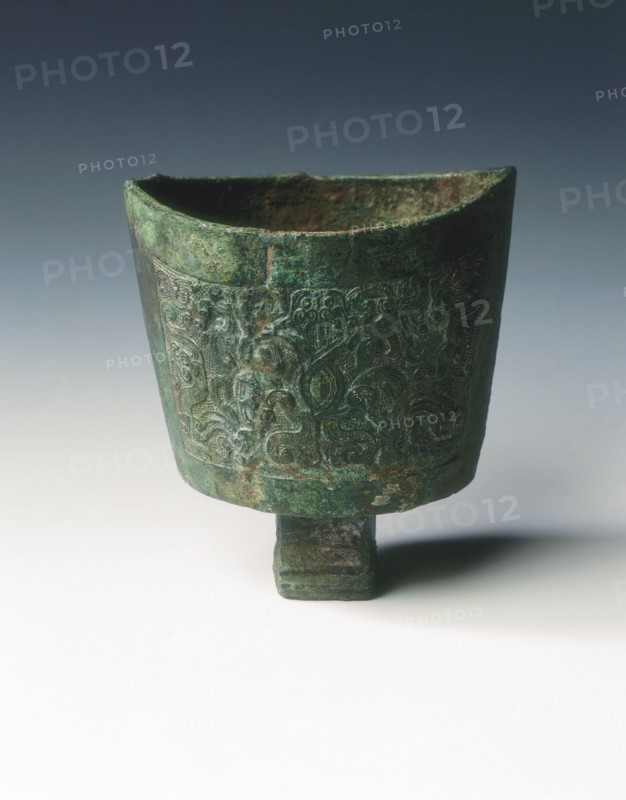 Bronze duo bell with dragon decoration, Eastern Zhou dynasty, China, 6th-early 5th century BC. Artist: Unknown