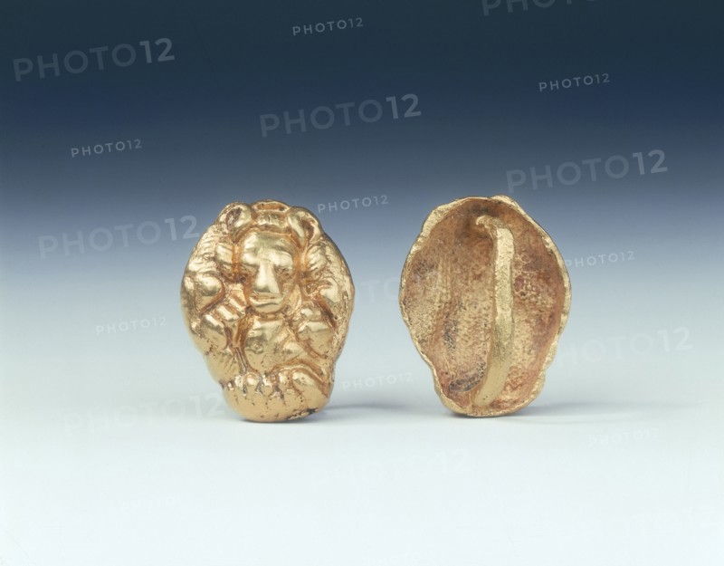 Pair of Ordos gold horse bridle fittings, late Eastern Zhou dynasty, 3rd century BC. Artist: Unknown