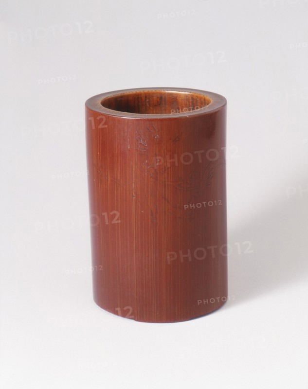 Decorated bamboo brushpot, China, mid 17th century. Artist: Pu Cheng