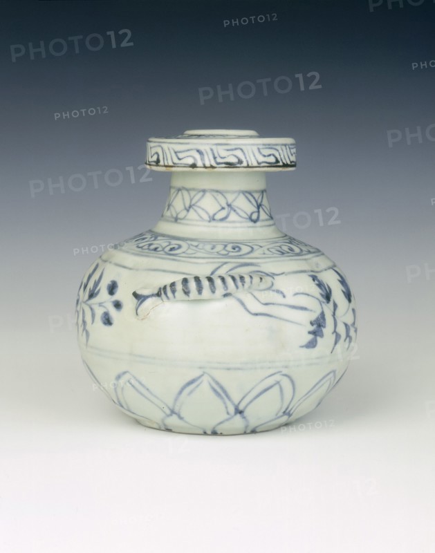 Blue and white kendi, China, c1279-c1368. Artist: Unknown