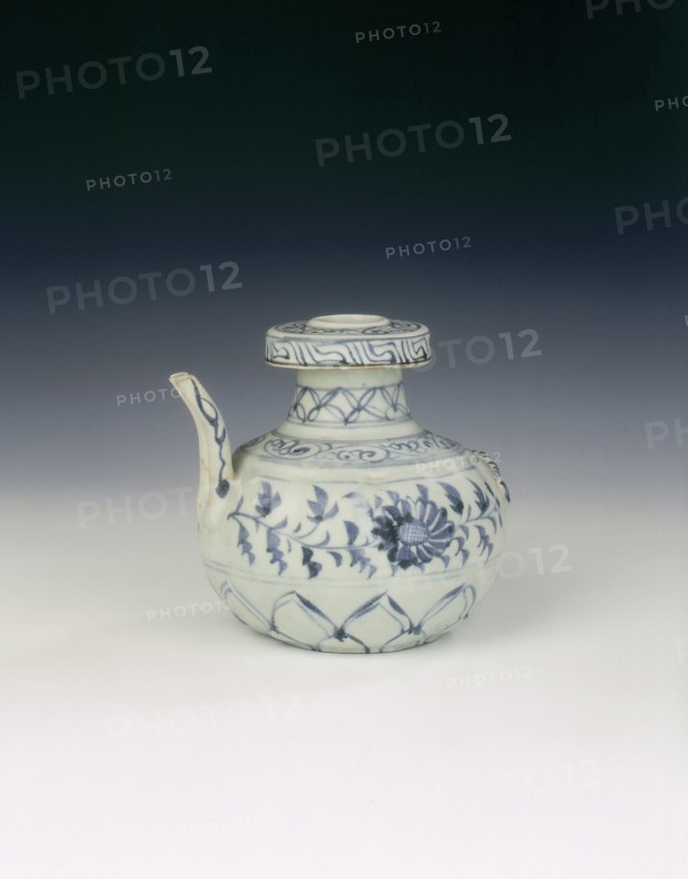 Blue and white kendi, China, c1279-c1368. Artist: Unknown