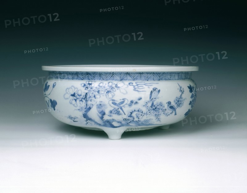 Dehua blue and white tripod bowl, China, mid-late 17th century. Artist: Unknown