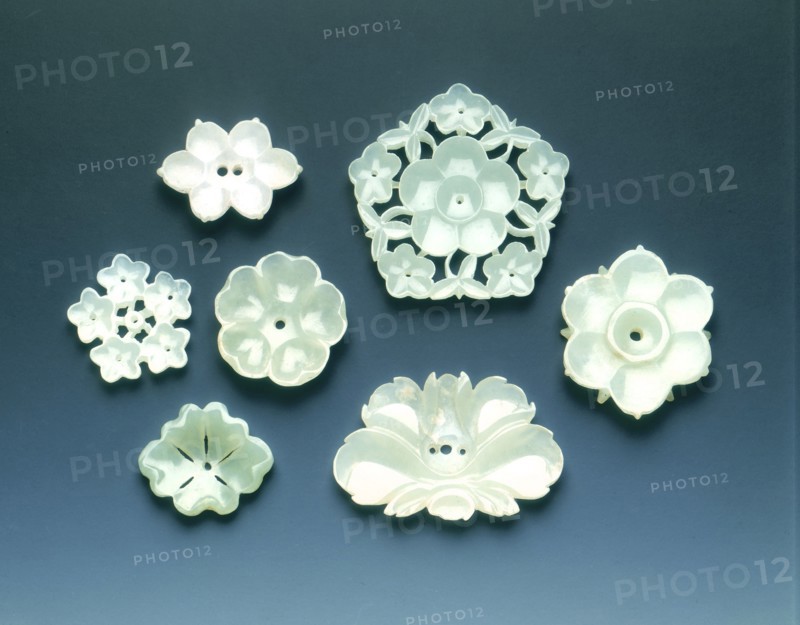 Six jade flowers, Jin to early Ming dynasty, c1115-c1450. Artist: Unknown
