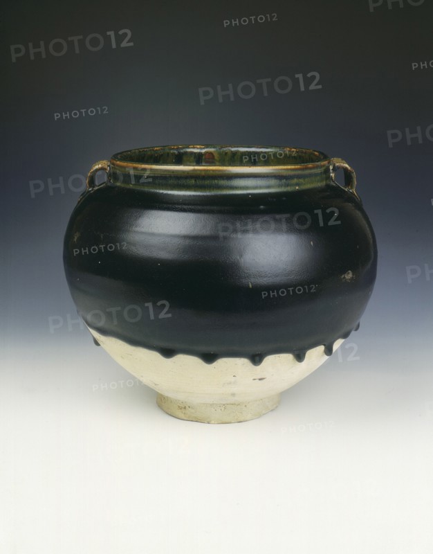 Henan Temmoku guan shaped jar, Song dynasty, China, 960-1279. Artist: Unknown