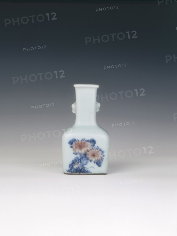 Celadon ground mallet vase, Qing dynasty, Qianlong period, China, 1736-1795. Artist: Unknown