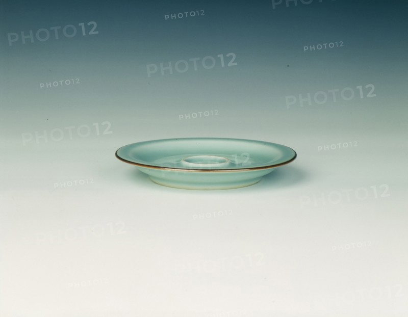 Celadon cupstand, Qing dynasty, Qianlong period, China, 1736-1795. Artist: Unknown
