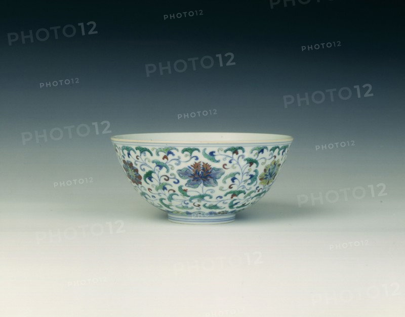 Doucai bowl with floral scrolls, Qing dynasty, Qianlong period, China, 1736-1795. Artist: Unknown
