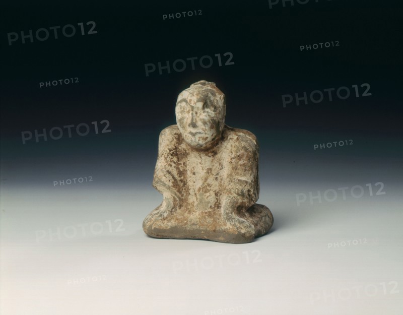 Painted pottery chess player, Western Han dynasty, China, 206 BC-8 AD. Artist: Unknown